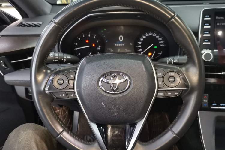 Used Toyota Avalon 2019 2.0L Luxury Edition China VI Standard

