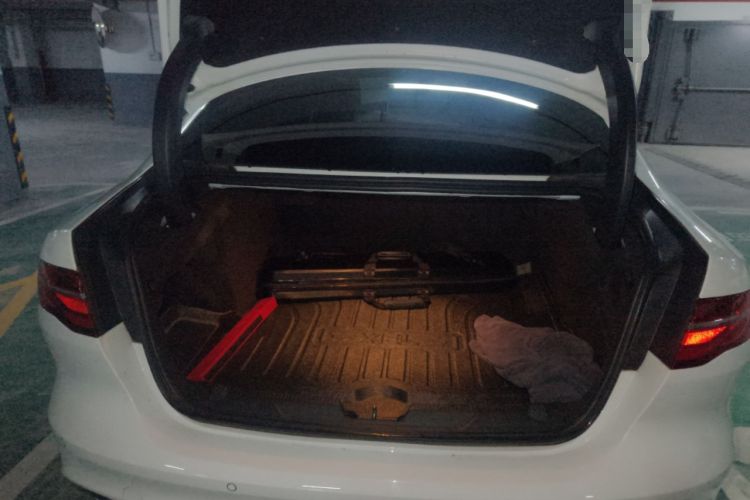 Used Jaguar XEL 2020 2.0T 200 PS R-DYNAMIC S Advanced Sport Edition
