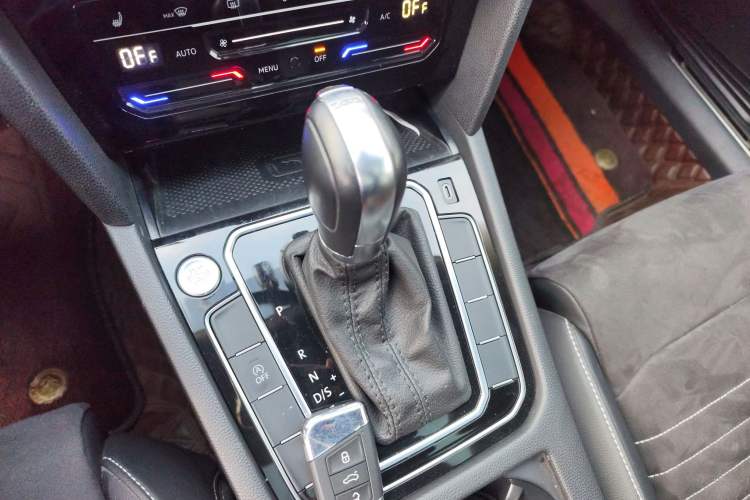 Used Volkswagen Magotan 2021 330TSI DSG 30th Anniversary Edition