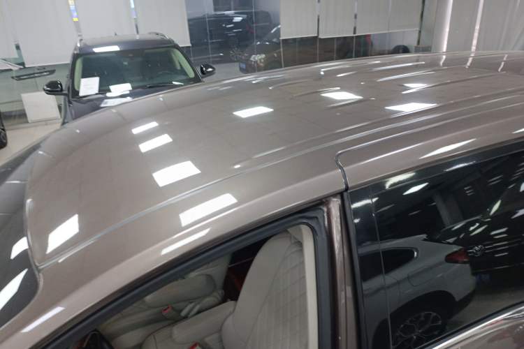 Used Buick GL8 2020 Land Cruiser Executive Class 652T Comfort Model
