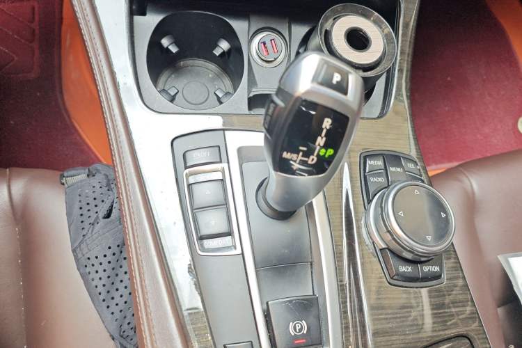 Used BMW 5 Series 2014 525Li Luxury Design Package