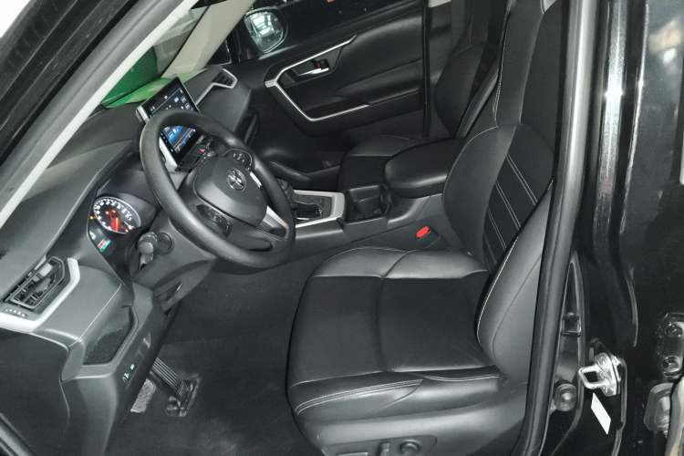 Used Toyota Wildlander 2021 2.0L CVT Two-Wheel Drive Luxury Edition
