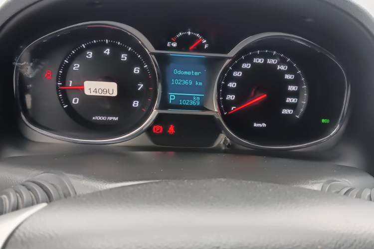 Used Chevrolet Captiva 2015 2.4L 4x4 Flagship Edition 7-Seater