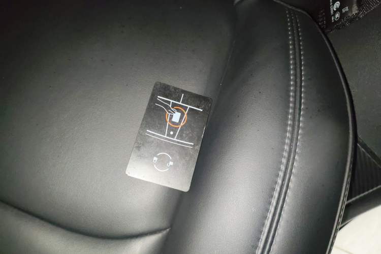 Used Tesla Model Y 2023 Rear-Wheel-Drive Version
