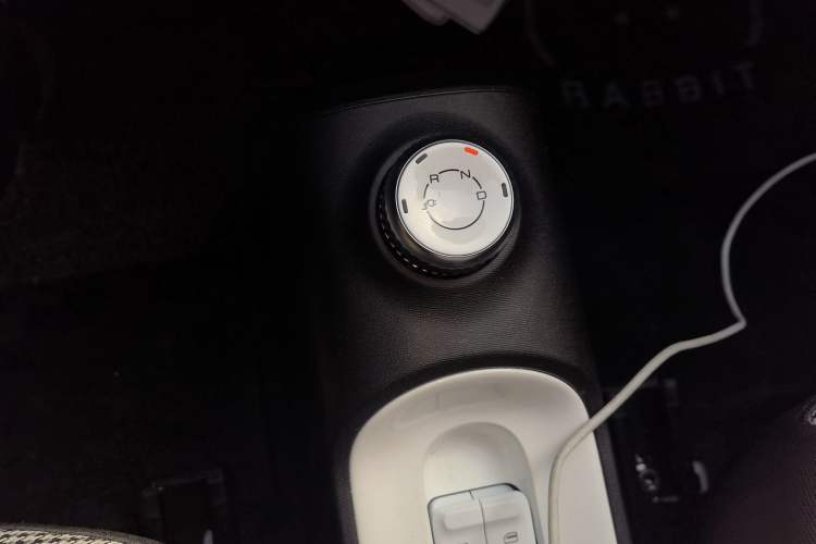 Used Wuling Hongguang MINIEV 2024 3rd Generation 215km Advanced Version Gear Lever