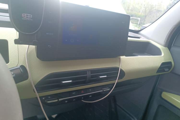 Used Geely Galaxy Panda 2025 210 km – Yuanqi Bear