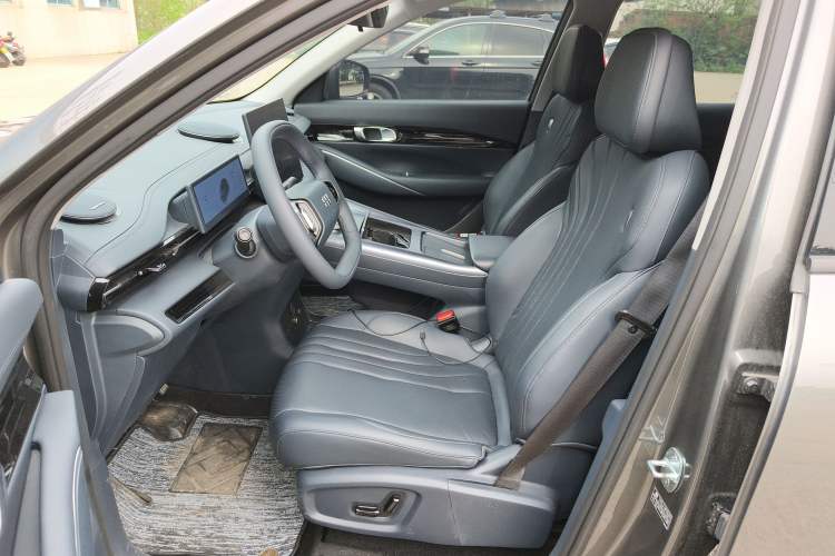 Used Geely Galaxy E5 2024 440km Exploration Version Left Front Seat