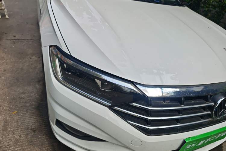 Used Volkswagen Sagitar 2019 280TSI DSG Comfort Version China VI Standard Right Front Headlight