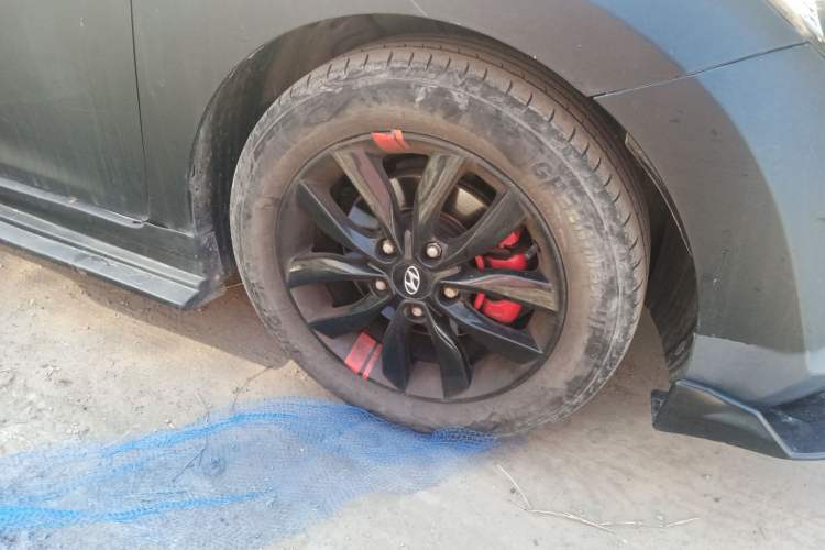 Used Hyundai Elantra (5th Generation / Langdong) 2015 1.6L Manual Leading Model
