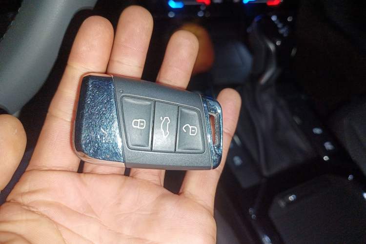 Used Volkswagen Passat 2024 380TSI Dragon Glory Edition
