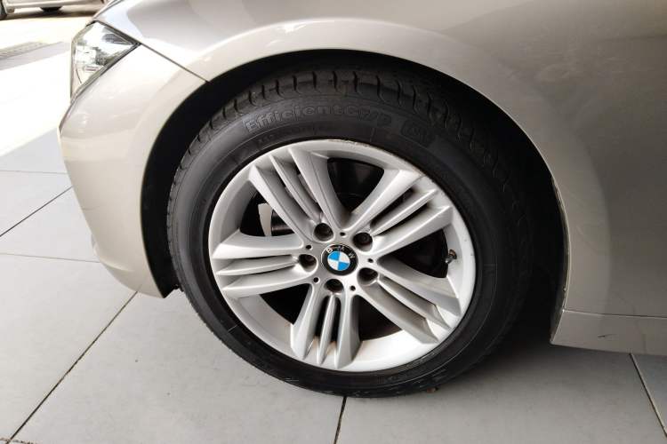 Used BMW 3 Series 2017 320Li Fashion Model

