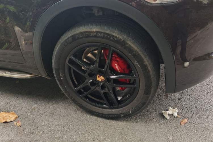 Used Porsche Cayenne 2014 Cayenne Platinum Edition 3.0T