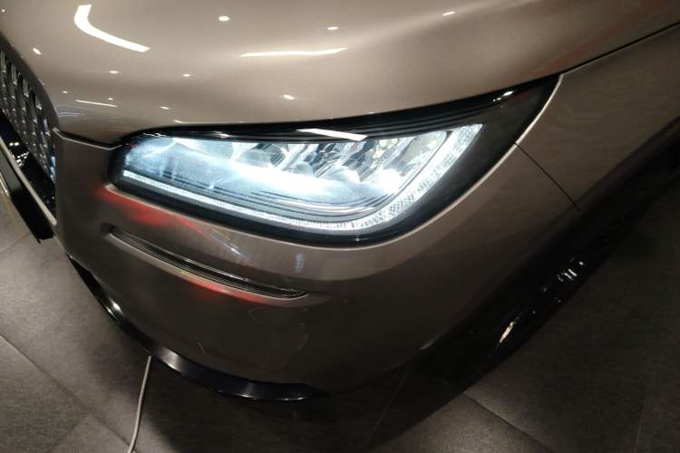 Used Lincoln Corsair 2020 2.0T Two-Wheel Drive Luxury Edition
