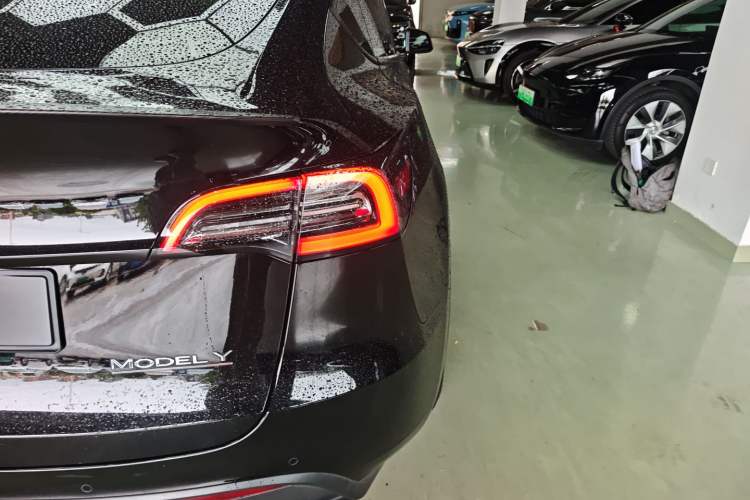 Used Tesla Model Y 2021 Performance High-Performance All-Wheel-Drive Version