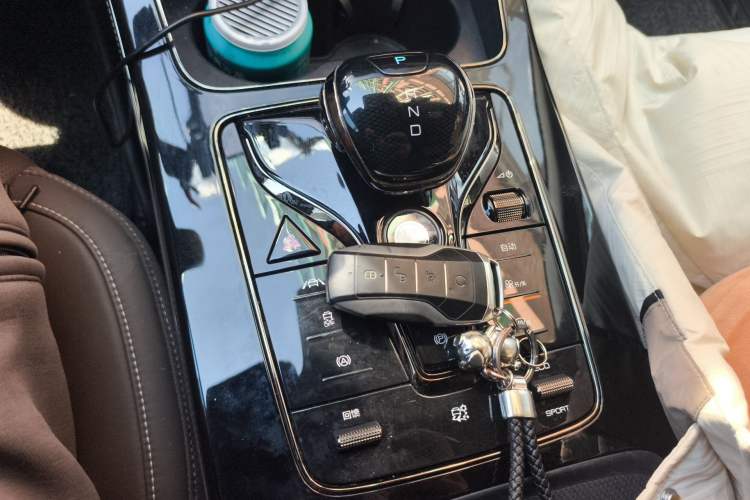 Used BYD Han 2020 EV Long-Range Luxury Model
