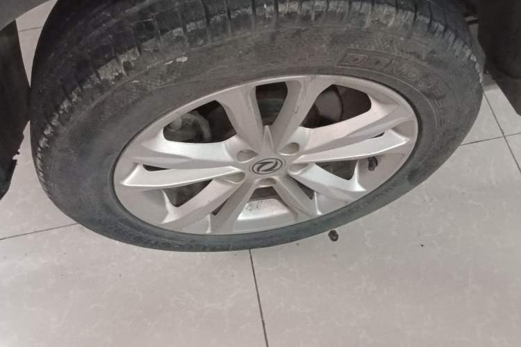 Used Dongfeng Fengon S560 2018 1.8L CVT Elite Model 5 Seats Right Rear Wheel Hub