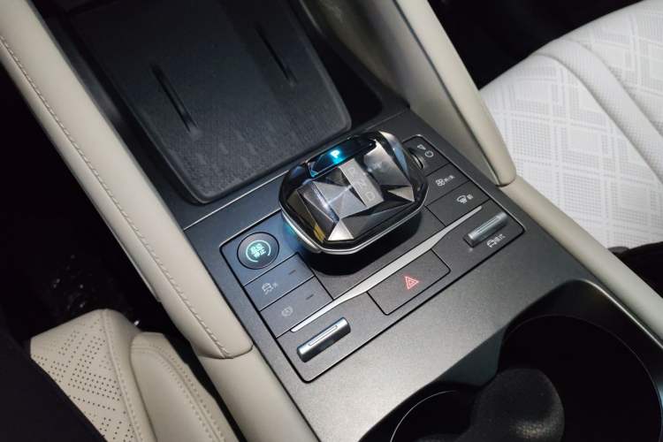 Used BYD Yuan UP 2024 401 km Active Version