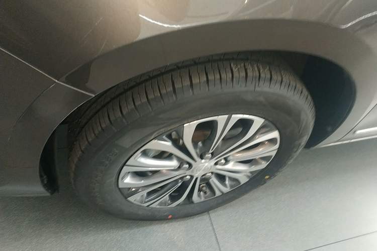 Used Buick GL8 2022 Land Business Class 652T Luxury Model