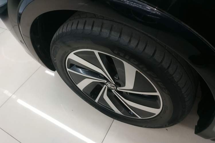 Used Volkswagen Viloran 2024 330TSI Luxury Edition
