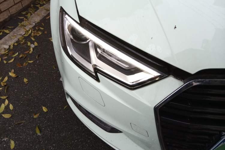 Used Audi A3 2018 30th Anniversary Edition Limousine 35 TFSI Ambition Model Right Front Headlight