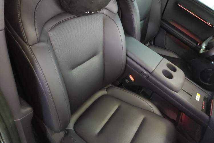 Used Avatr 06 2025 Pro Range-Extended Edition