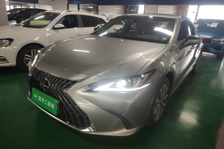 Used Lexus ES 2023 200 Excellence Edition