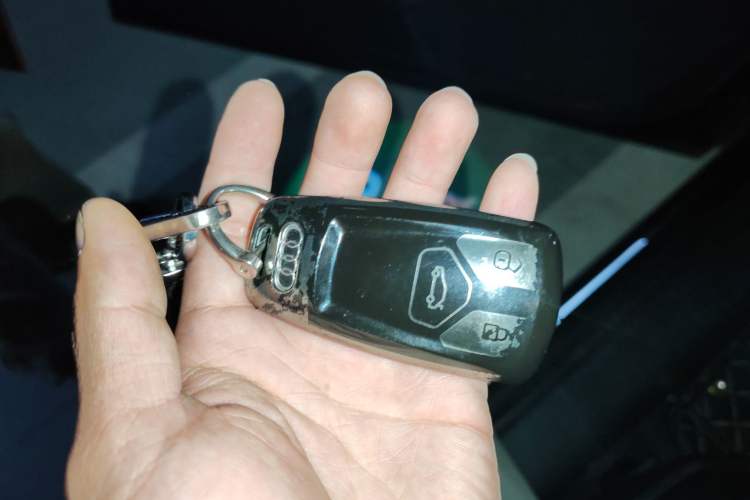 Used Audi Q5L 2020 Updated 40 TFSI Prestige Fashion Edition
