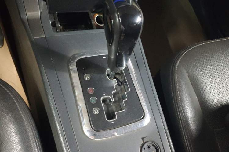 Used Geely Auto GX7 2013 2.0L Automatic Prestige Edition