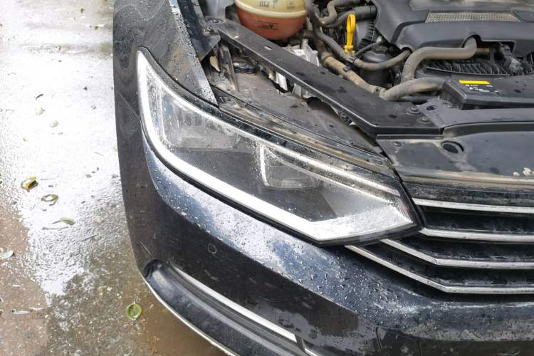 Used Volkswagen Magotan 2017 330TSI DSG Leading Model Right Front Headlight