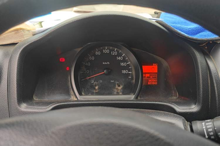 Used Nissan NV200 2011 1.6L 232 Seats Zunya Trim Instrument Cluster