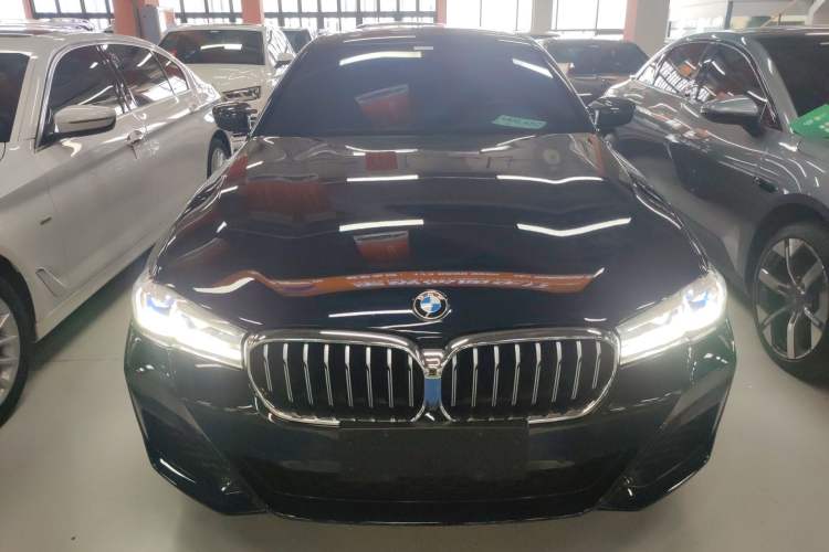 Used BMW 5 Series 2022 Restyled 530Li Leading Edition M Sport Package Front