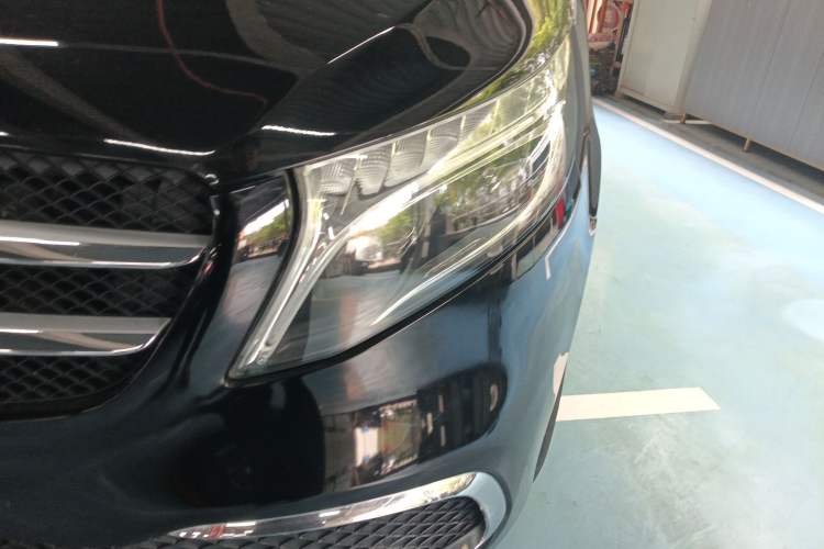 Used Mercedes-Benz V-Class 2021 V 260 Prestige Edition Left Front Headlight