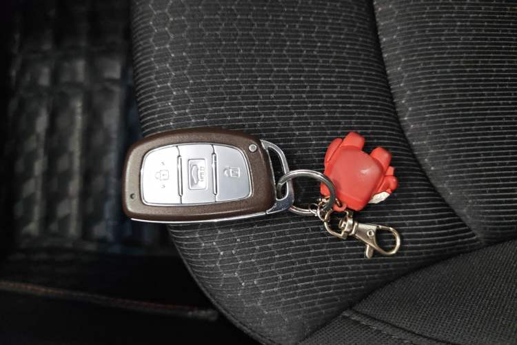 Used Hyundai Elantra (6th Generation / Lingdong) 2016 1.6L Automatic ZhiXuan – Elite Version
