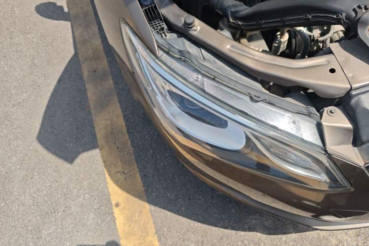 Used Buick GT 2016 15N Automatic Elite Edition Right Front Headlight