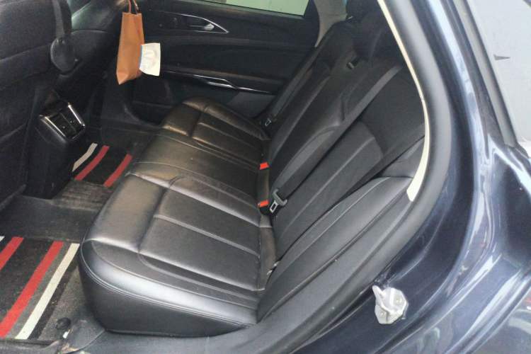 Used Ford Taurus 2019 EcoBoost 245 Premium Edition Left Rear Seat