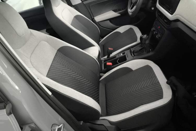 Used Volkswagen Tharu 2026 Model Xinrui 1.5L Rujin Edition Right Front Seat