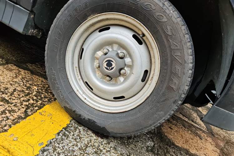 Used SsangYong Actyon 2014 2.3L Two-Wheel Drive Manual Transmission Entry-Level Gasoline Version