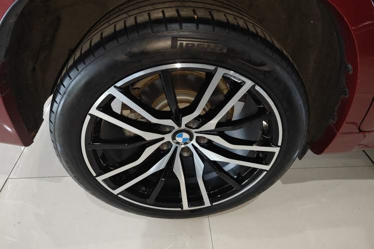 Used BMW X6 2019 xDrive28i M Sport Package Right Rear Wheel Hub