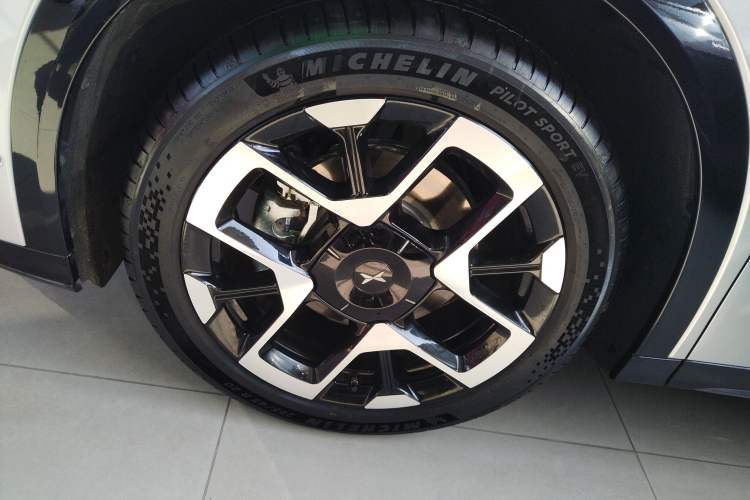 Used XPeng G7 2025 Model—702 Ultra Long Range
