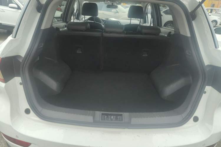 Used GAC Trumpchi GS4 2017 235T Manual Two-Wheel Drive Luxury Edition