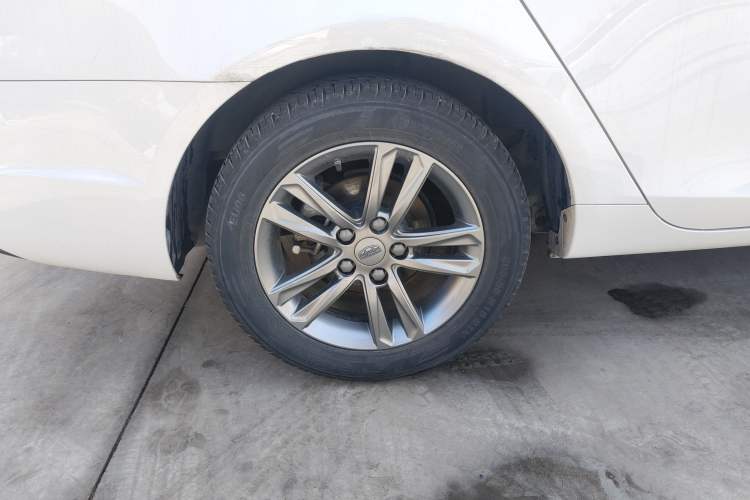 Used Geely Auto Emgrand 2017 Sedan Million Edition 1.5L CVT Upward Connectivity Version