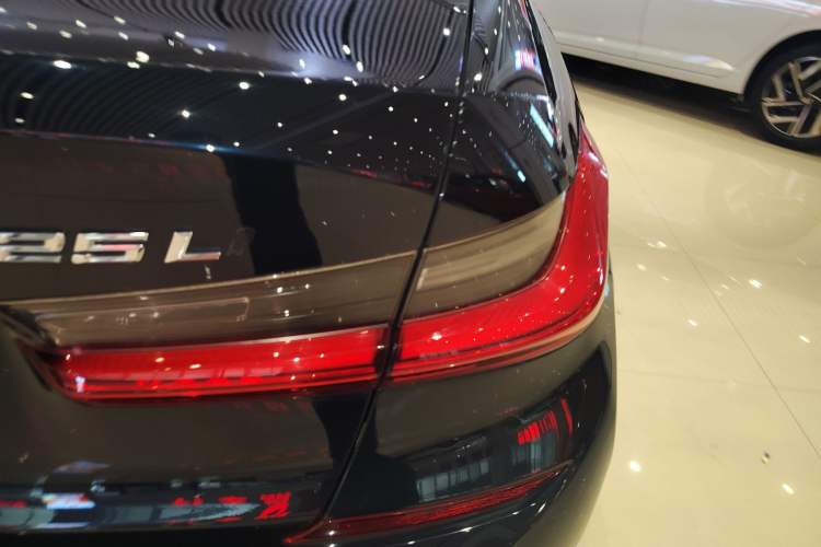 Used BMW 3 Series 2020 Restyled 325Li M Sport Package