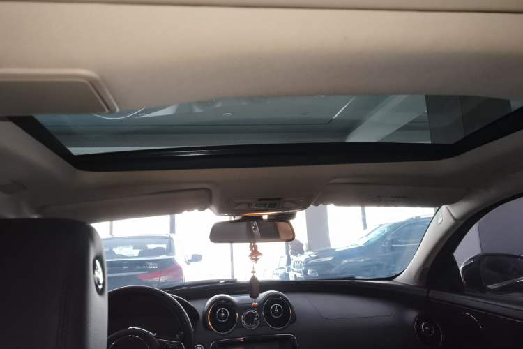 Used Jaguar XJ 2014 XJL 2.0T Two-Wheel-Drive Elegant Business Edition
