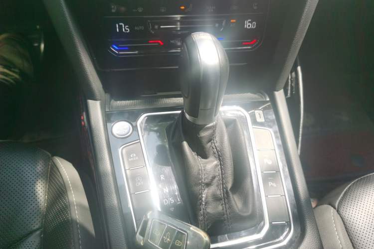 Used Volkswagen FAW-Volkswagen CC 2021 380TSI Striking Edition
