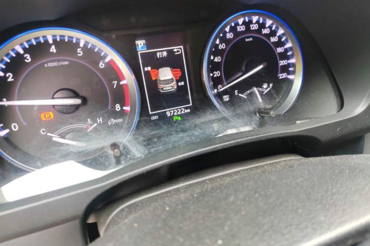 Used Toyota Highlander 2018 2.0T Four-Wheel Drive Luxury Version 7 Seats China VI Standard