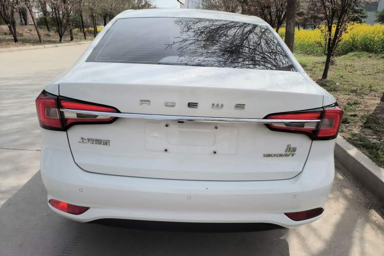 Used Roewe i5 2020 1.5L Automatic 4G Connected Linghao Edition