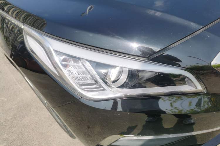 Used Hyundai Sonata 2015 1.6T GLX Advanced Model Right Front Headlight
