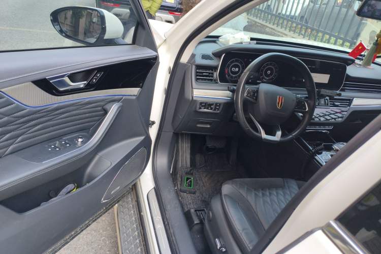 Used Hongqi HS5 2022 Revised Version 2.0T Smart Connect Flagship Edition
