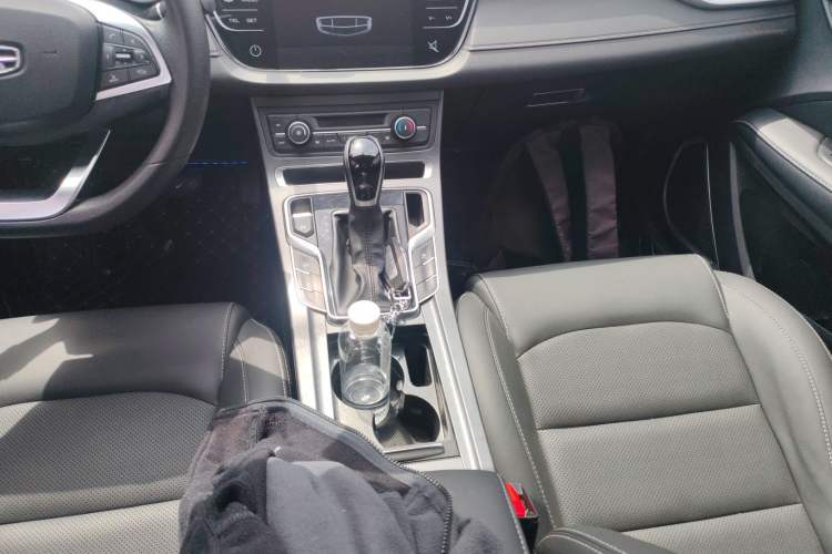 Used Geely Auto Emgrand 2020 1.5L CVT Luxury Model Gear Lever