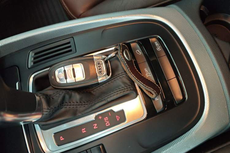 Used Audi Q5 2015 40 TFSI Technology Edition
